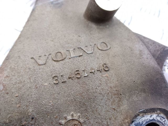 Цапфа поворотного кулака 31451448 VOLVO