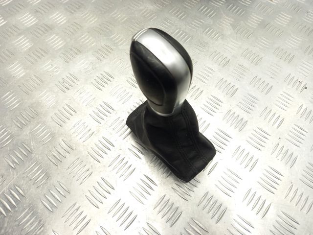 Ручка важеля коробки передач 3CN713123AUMF VAG