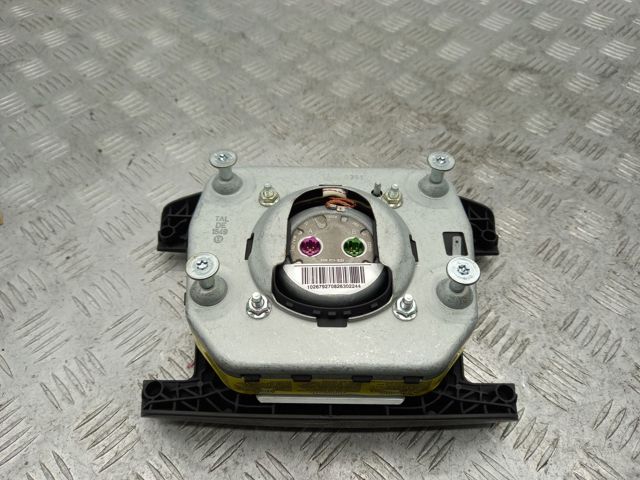 Airbag в мультируль 3D0880203B2K7 VAG