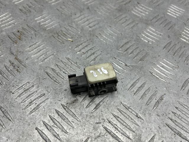 Датчик Айрбег передній 3M5T14B006AD LAND ROVER