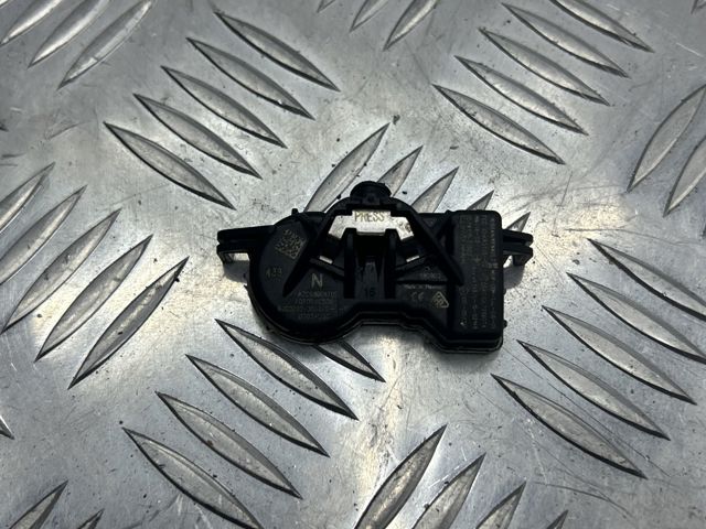 Датчик шин 407004CB0B NISSAN