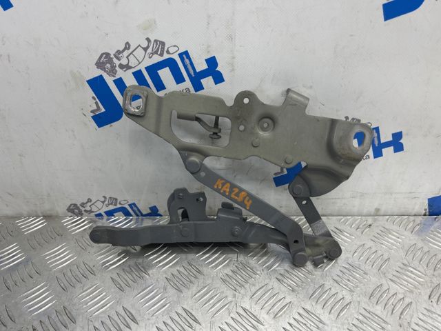 Завіса капота права 41007270884 BMW