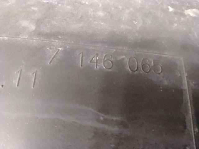 Ліве переднє крило 41357168987 BMW