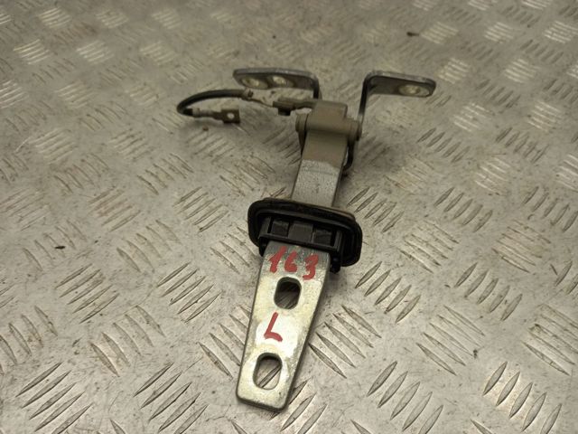 Петля кришки багажника 41627463365 BMW