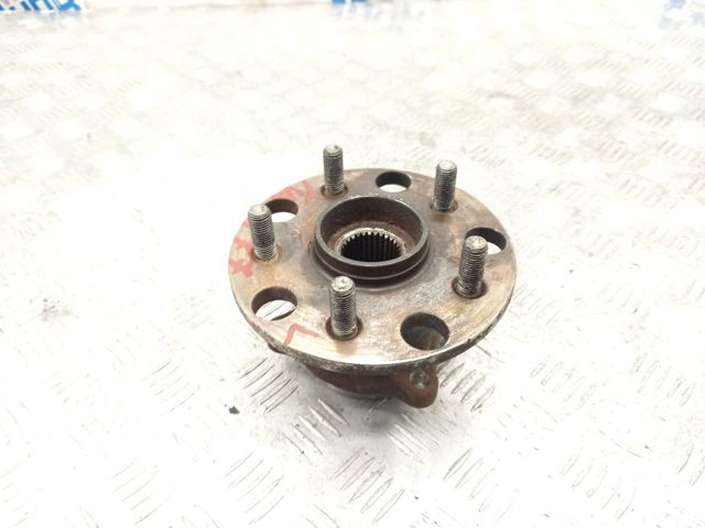 Маточина заднього колеса 4241030041 TOYOTA