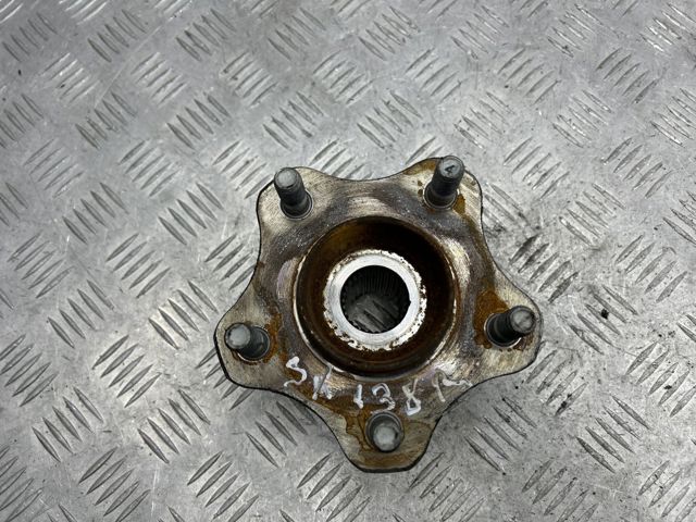 Маточина заднього колеса 432023JA1B NISSAN