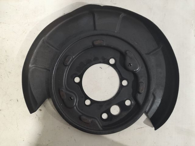 Захист гальмівного диска заднього, лівого 440301MB6A NISSAN