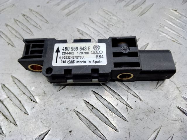 Датчик Ейрбег передній 4B0959643E VAG