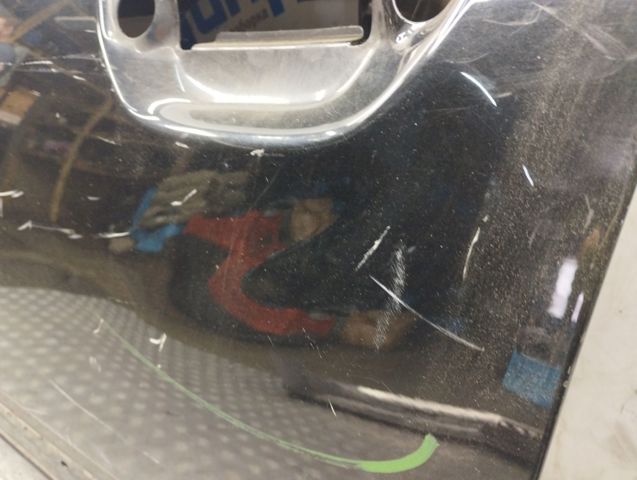 Водійські двері 4E0831051C VAG