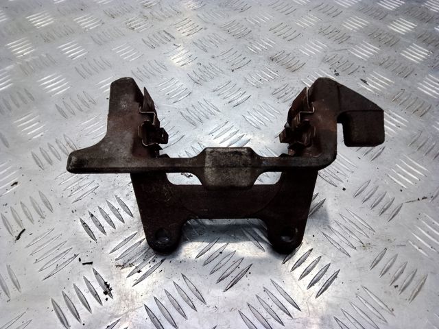 Скоба гальмівного заднього супорта 4F0615426D VAG