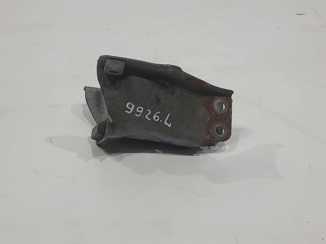 Кронштейн подушки (опори) двигуна, лівої 4G0399377C VAG
