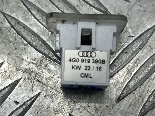 Лампа підсвічування в двері, передньої правої 4G0919390B VAG