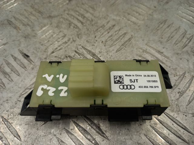Блок кнопок механізму регулювання сидінь, лівий 4G09597695PR VAG