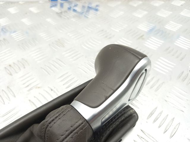 Рукоятка важеля КПП 4G1713139NAOF VAG