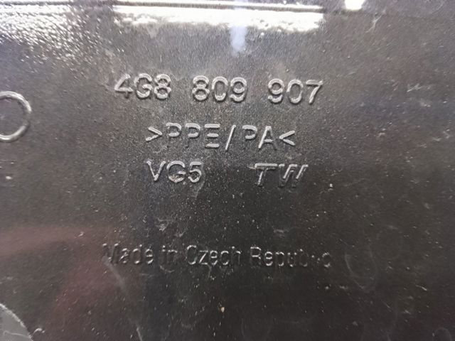 Лючок бензобака / паливного бака 4G8809907 VAG