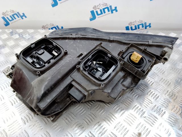 Права блок фара 4G8941774B VAG