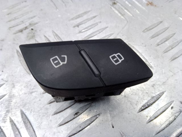 Кнопка центрального замка 4G8962107 VAG