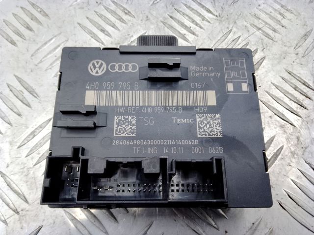 Блок комфорту задніх дверей 4H0959795PZ01 VAG
