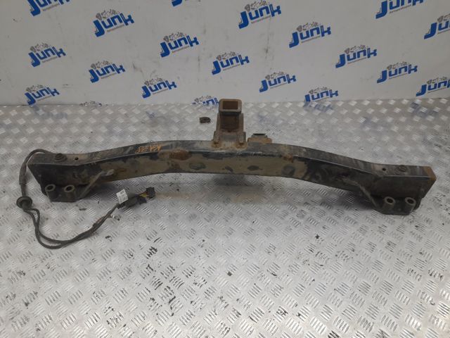 Траверс фаркопа 4L0092105D VAG