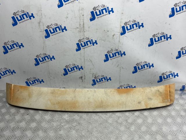 Спойлер на багажник 4L0827933GRU VAG