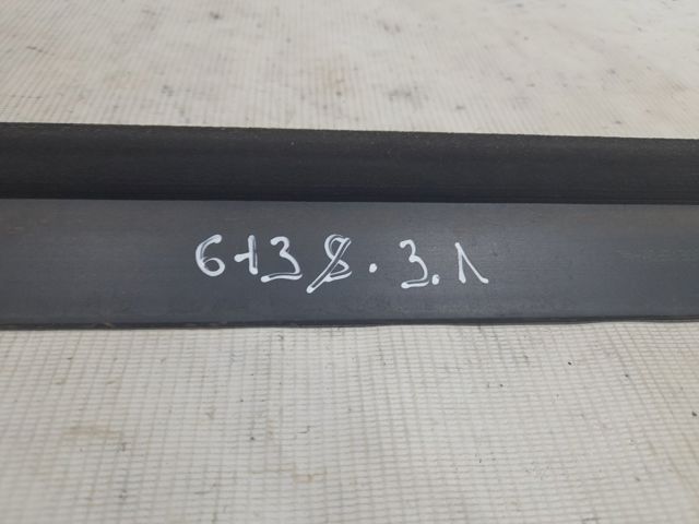 Накладка заднього скла, ліва 4L0853763A2ZZ VAG