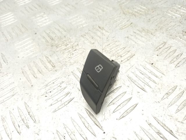 Кнопка центрального замка 4L0962108B VAG