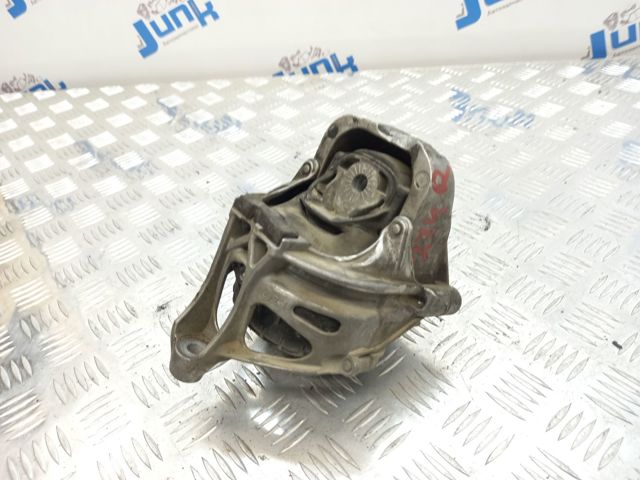 Права опора двигуна 4M0199372FC VAG