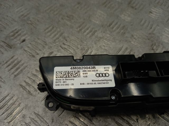 Блок управління пічкою 4M0820043RSWI VAG