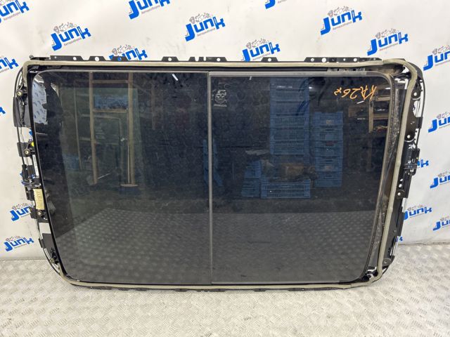 Деталі люків облицювання кузова 4M0877049A VAG
