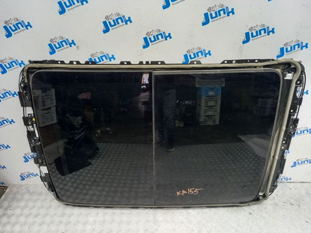 Деталі люків облицювання кузова 4M0877049D VAG