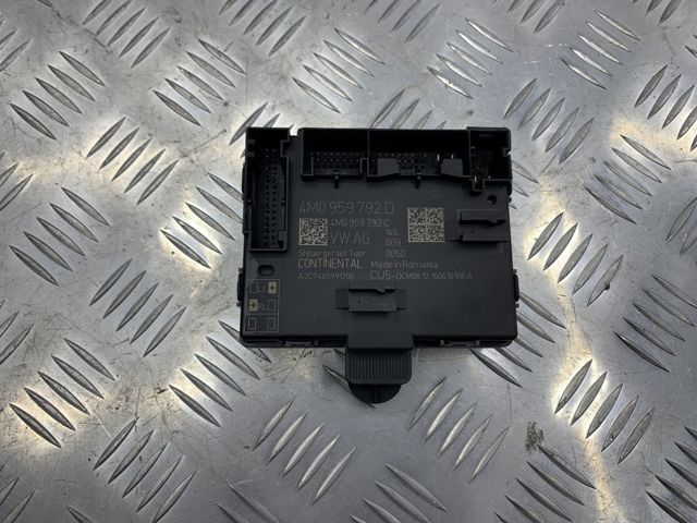 Блок комфорту передніх дверей 4M0959792D VAG