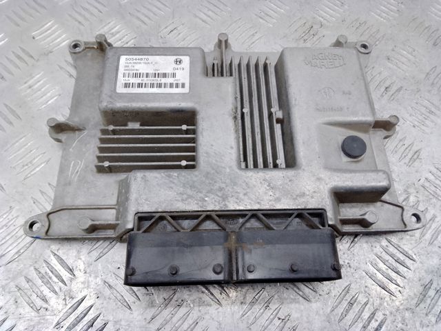 Модуль управління двигуном 50544870 FIAT