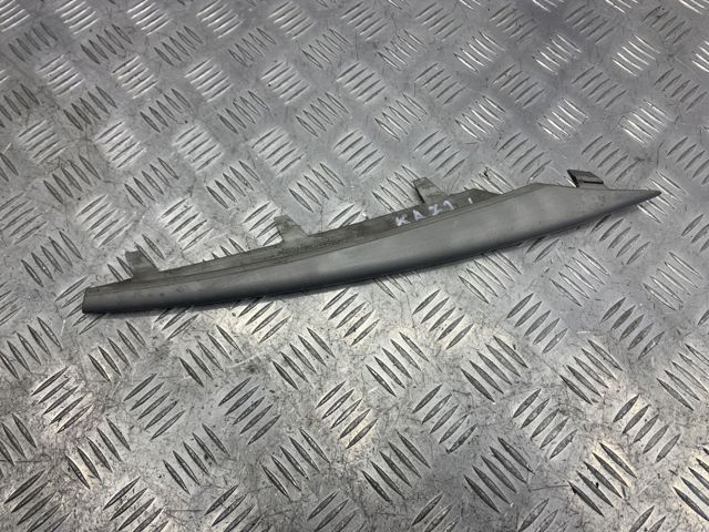 Молдинг решітки переднього бампера, лівий 51117168923 BMW