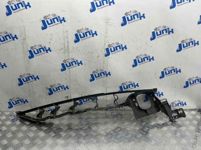 Кронштейн кріплення крила переднього правого верхній 51127157990 BMW