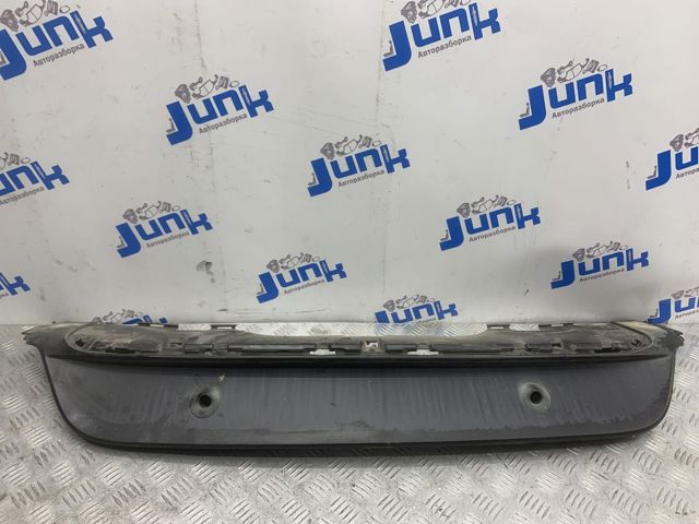 Бампер задній, нижня частина 51127227766 BMW