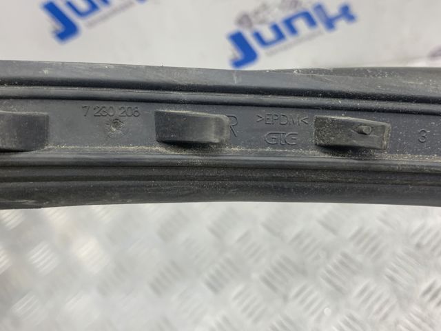 Рейлінг даху правий 51138047360 BMW