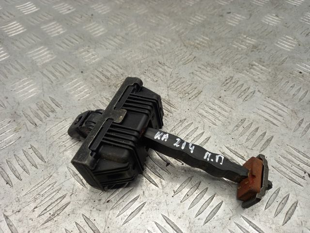Обмежувач відкриття дверей, передній 51217141024 BMW