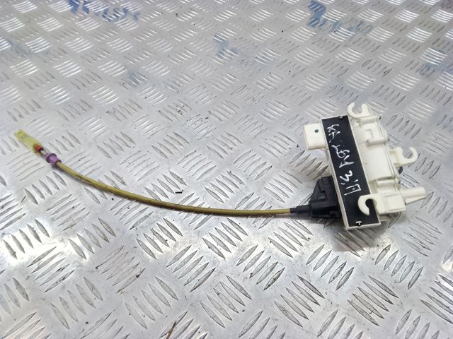 Замок задніх дверей, правих 51225A36EA4 BMW