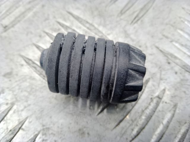 Кронштейн кріплення глушника 51248254063 BMW