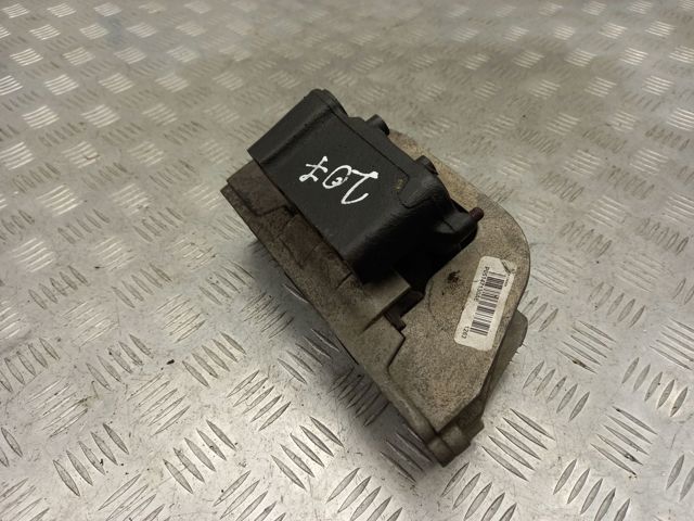 Права подушка двигуна 5147130AE CHRYSLER