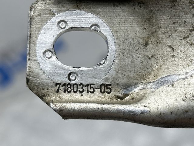 Розпірка передніх стійок підвіски, ліва 51717180315 BMW
