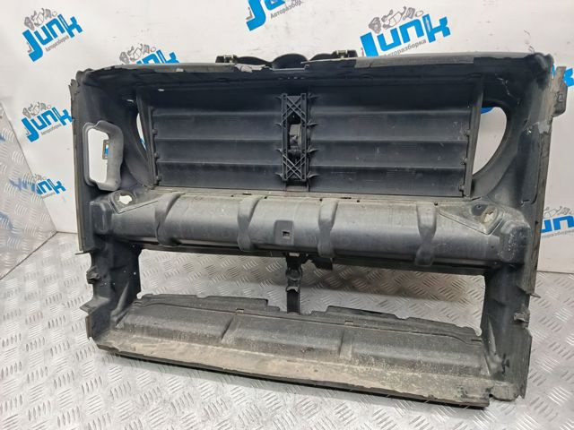 повітропровід радіатора 51747200787 BMW