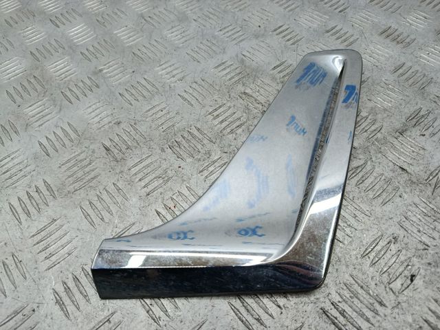 Молдинг переднього правого крила 51747347378 BMW