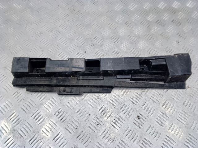 Опора порога (кріплення) 51777256919 BMW