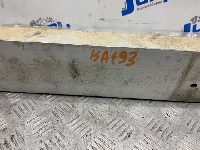 Шина бампера заднього 5202350070 TOYOTA