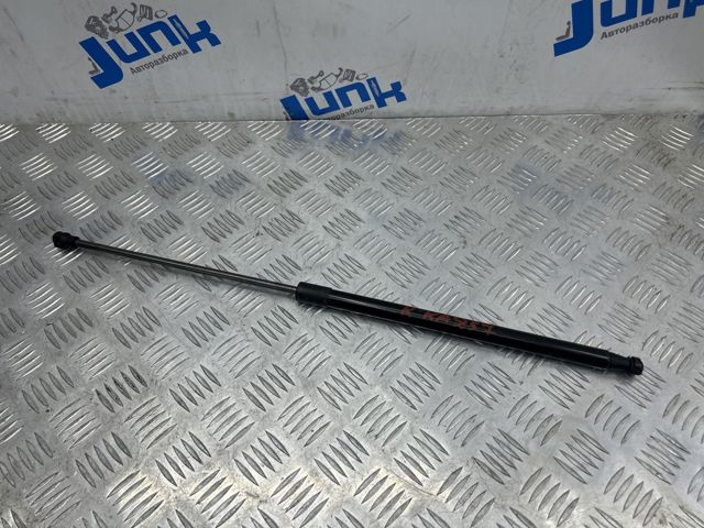 Опора капота права 5344050070 TOYOTA