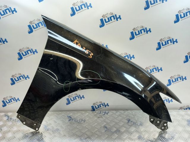 Переднє праве крило 5380130A20 TOYOTA