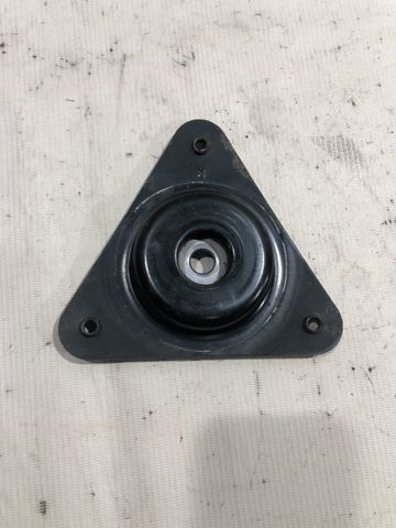 Кріплення переднього амортизатора 543204BA0B NISSAN