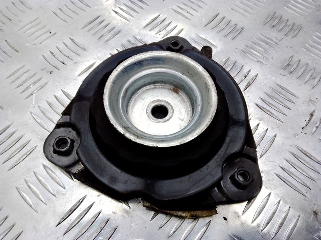 Кріплення переднього амортизатора 54320JN00B NISSAN