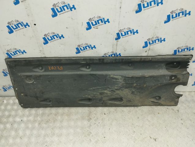 Захист днища, лівий 561825201A VAG